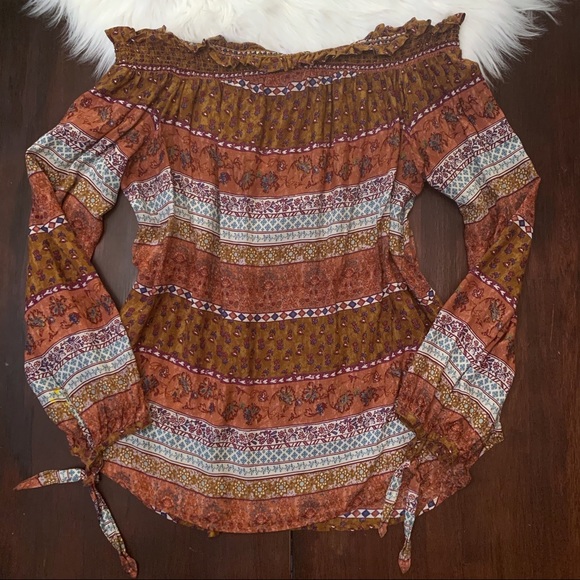 beachlunchlounge Tops - beachlunchlounge Off The Shoulder Boho Top Medium